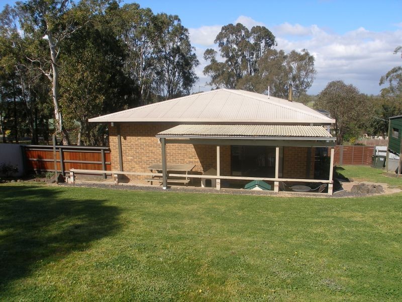 14 William Street, Heyfield VIC 3858