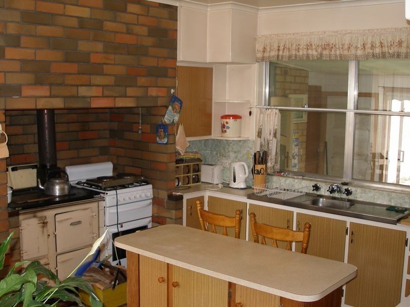 42 George Street, Heyfield VIC 3858