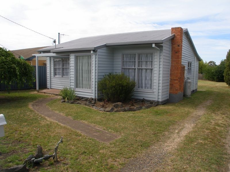 26 Mills Street, Heyfield VIC 3858