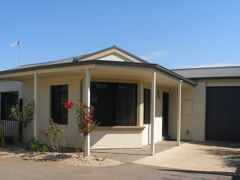 3-4 Gordon Street, Heyfield VIC 3858