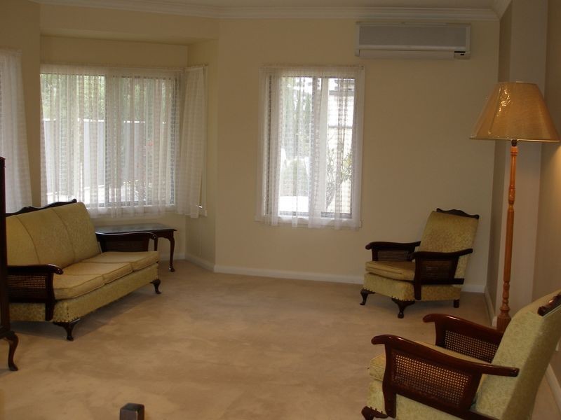 3-4 Gordon Street, Heyfield VIC 3858