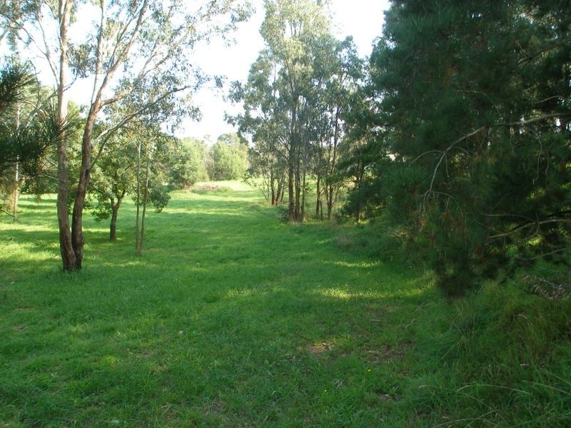 20 Davis Street, Heyfield VIC 3858