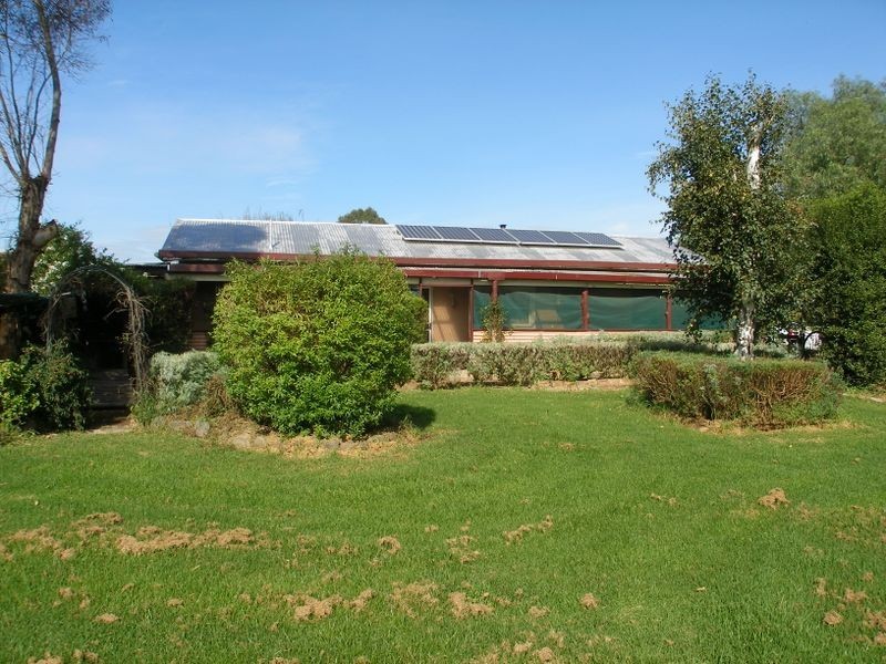 27 Marshall Street, Heyfield VIC 3858