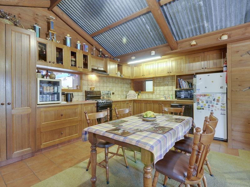 200 Johnsons Lane, Seaton VIC 3858