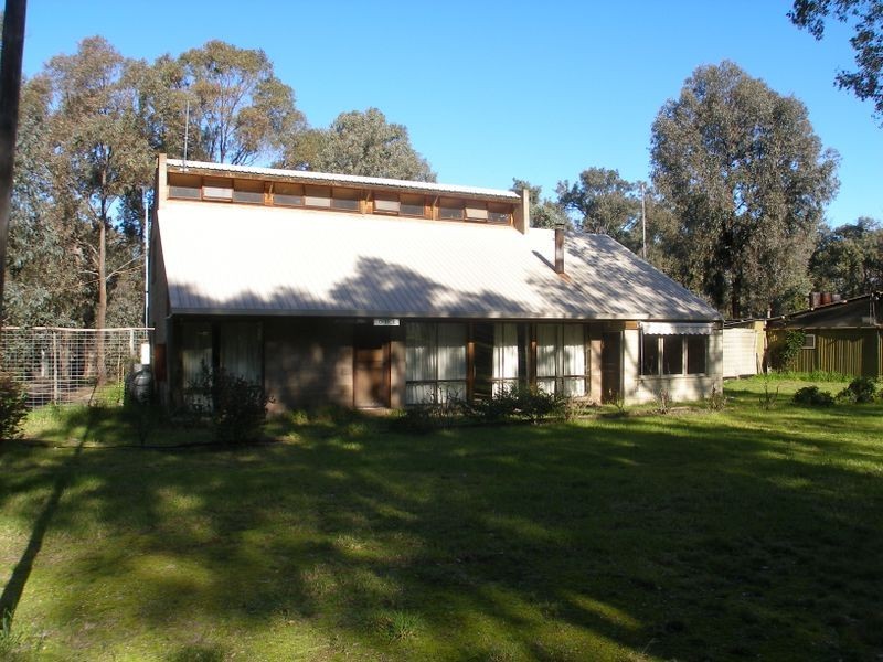 29 Hurley Road, Glenmaggie VIC 3858