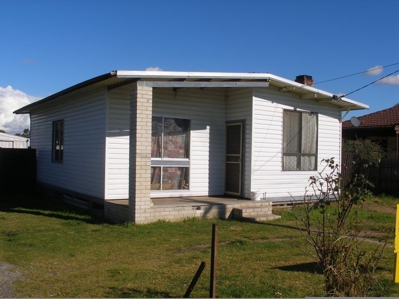 62 Mills Street, Heyfield VIC 3858