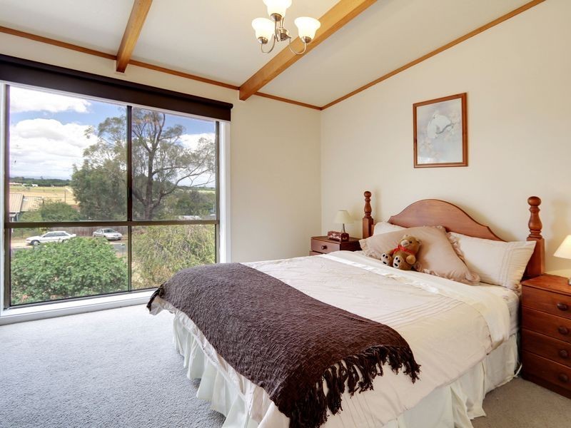 16 Williams Street, Heyfield VIC 3858