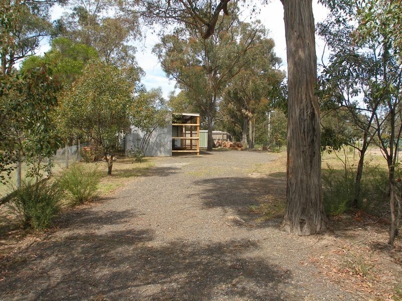 5 Narrobuk Street, Coongulla VIC 3860