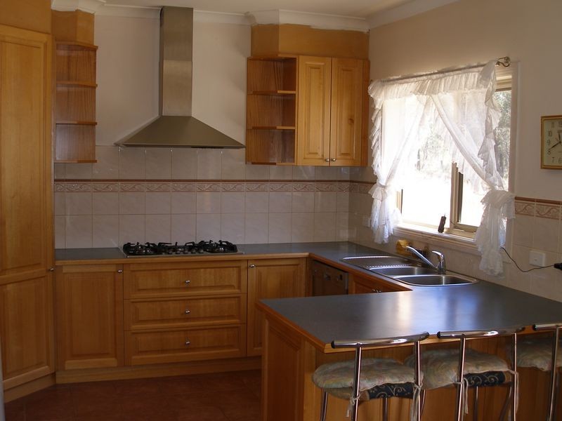 14 Inala Road, Glenmaggie VIC 3858