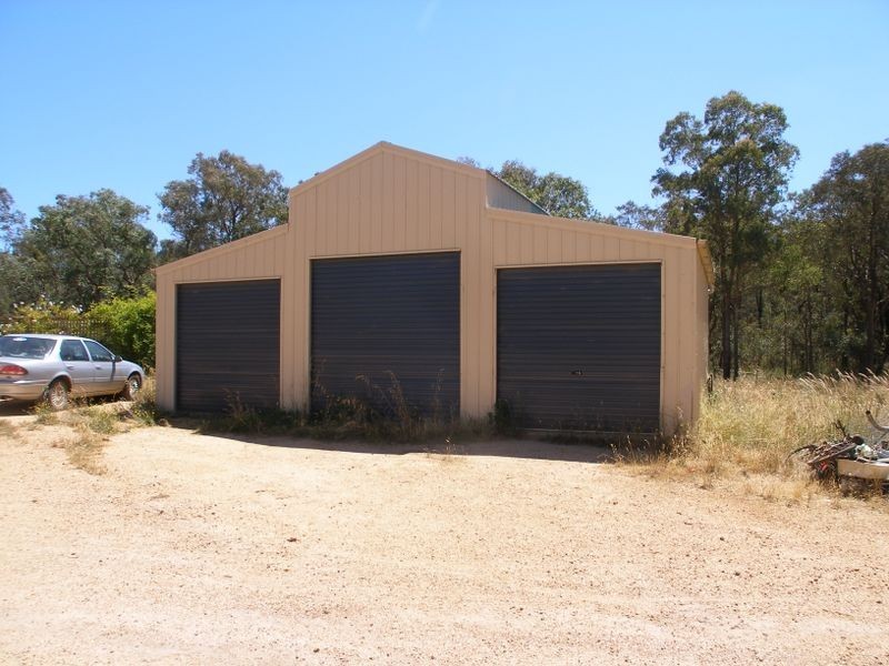 14 Inala Road, Glenmaggie VIC 3858