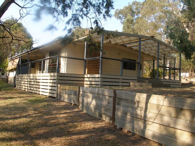 100 Commercial Road, Heyfield VIC 3858