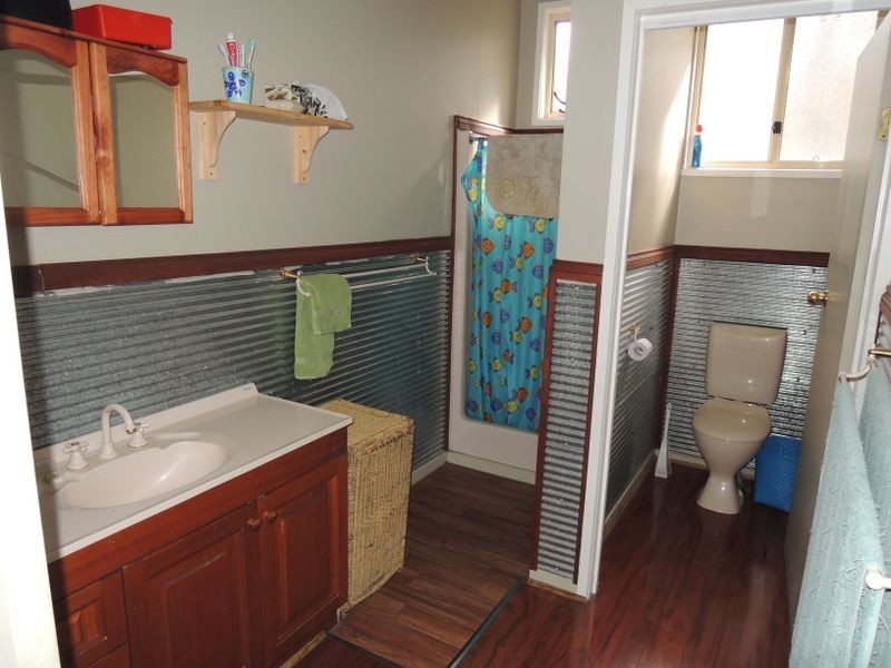 27 Nerrigundah Drive, Glenmaggie VIC 3858