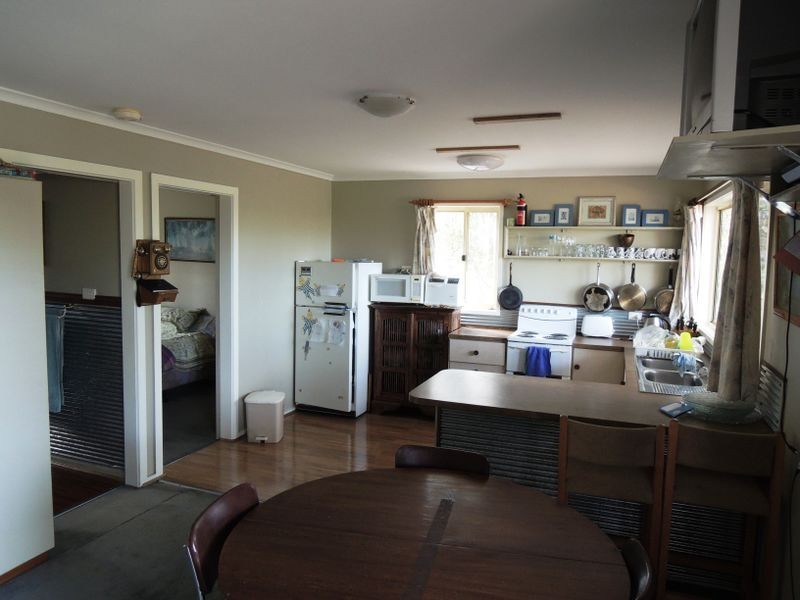 27 Nerrigundah Drive, Glenmaggie VIC 3858