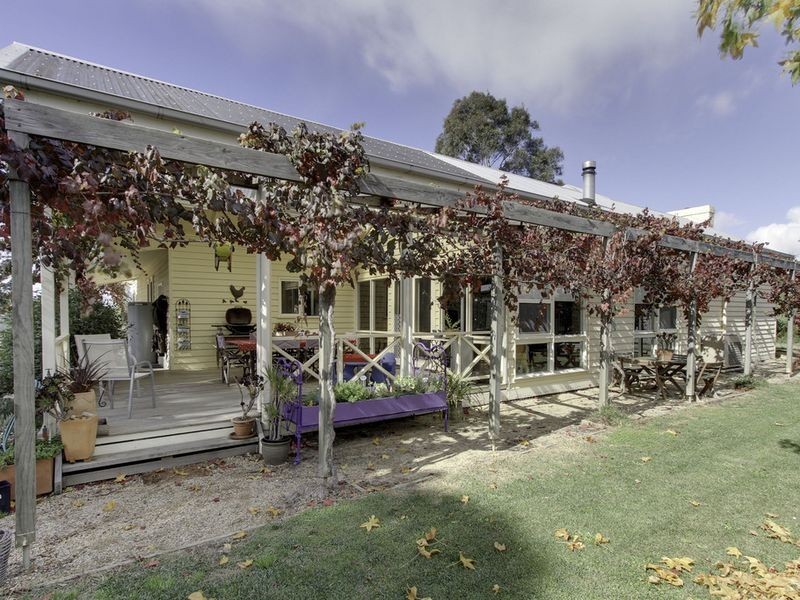 598 Riverview Road, Heyfield VIC 3858