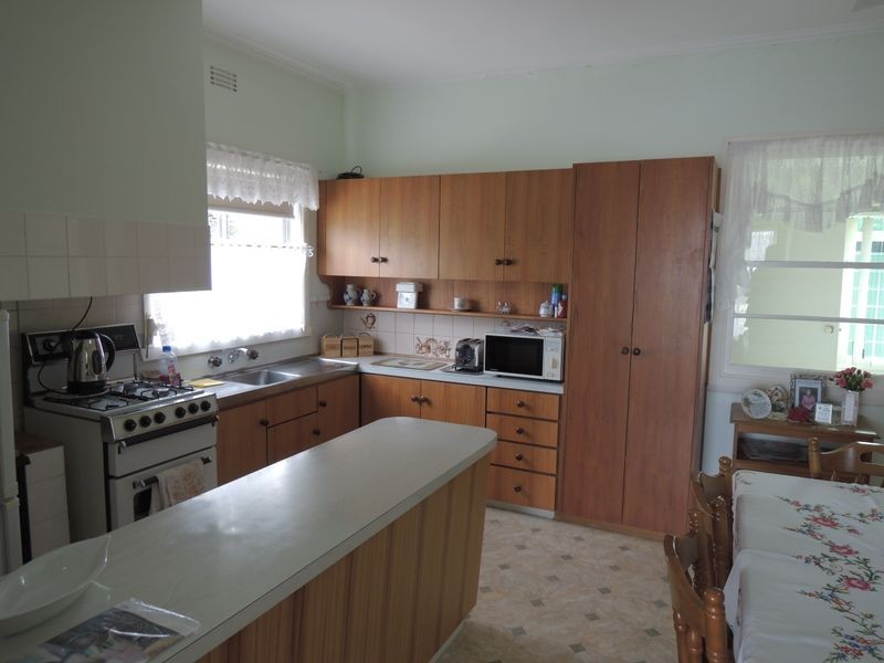 39 Bruce Street, Heyfield VIC 3858