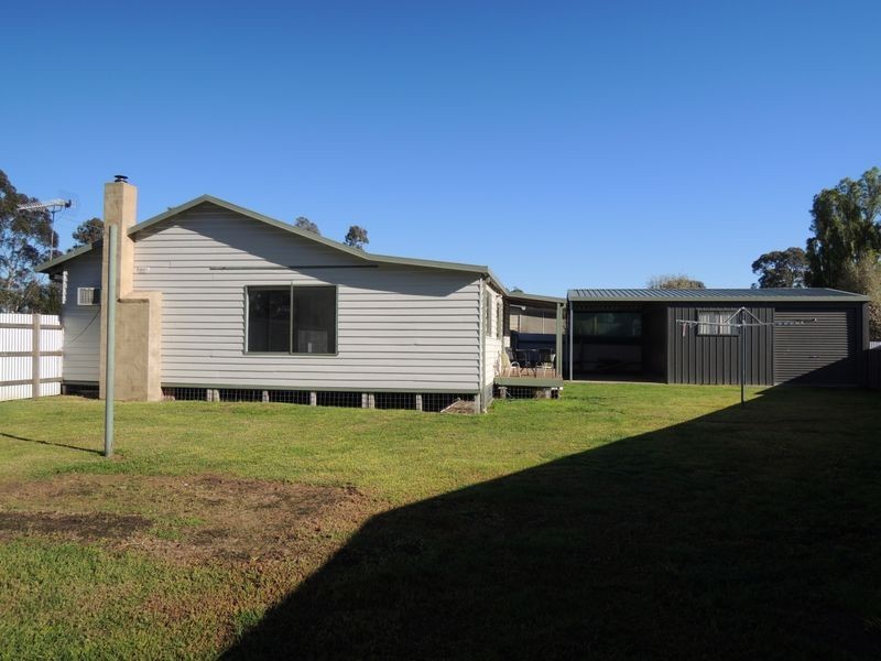 59 Maffra Road, Heyfield VIC 3858