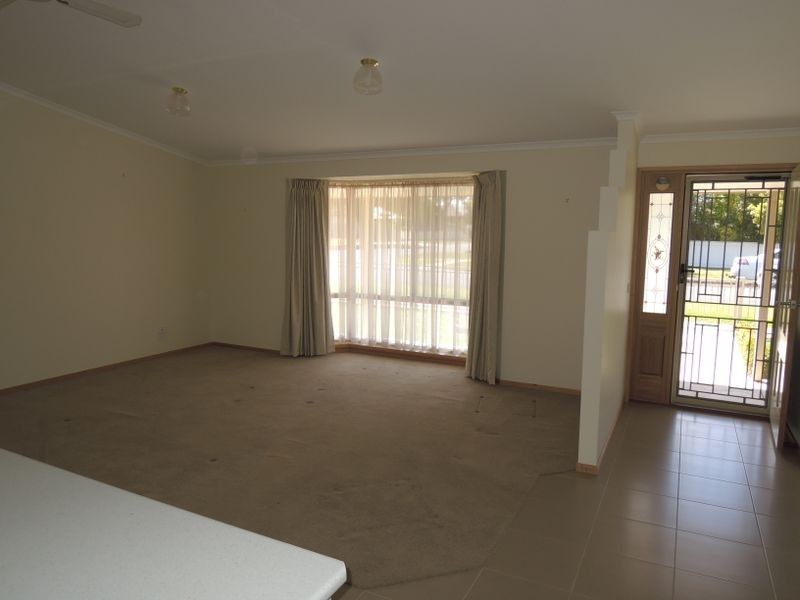 4 Anderson Street, Heyfield VIC 3858