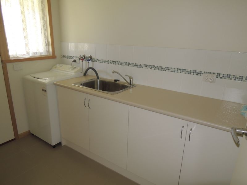 4 Anderson Street, Heyfield VIC 3858