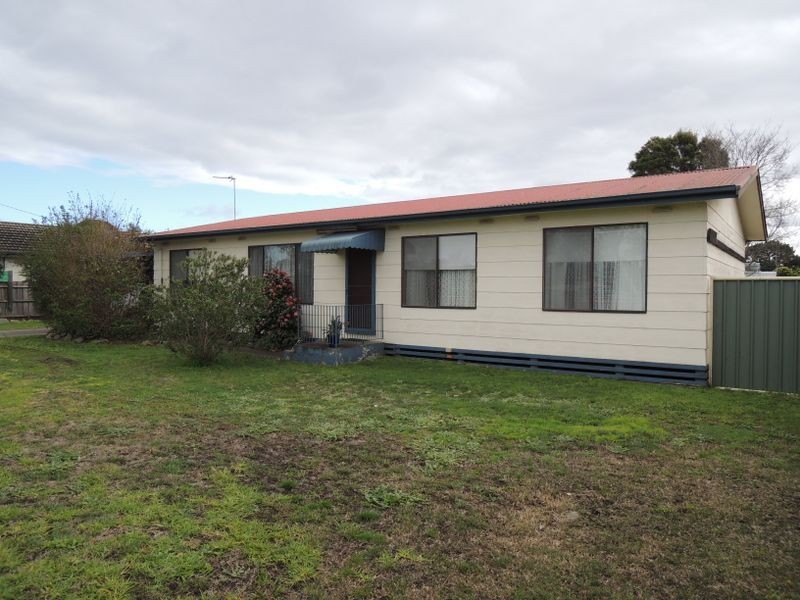 4 Perry Court, Heyfield VIC 3858