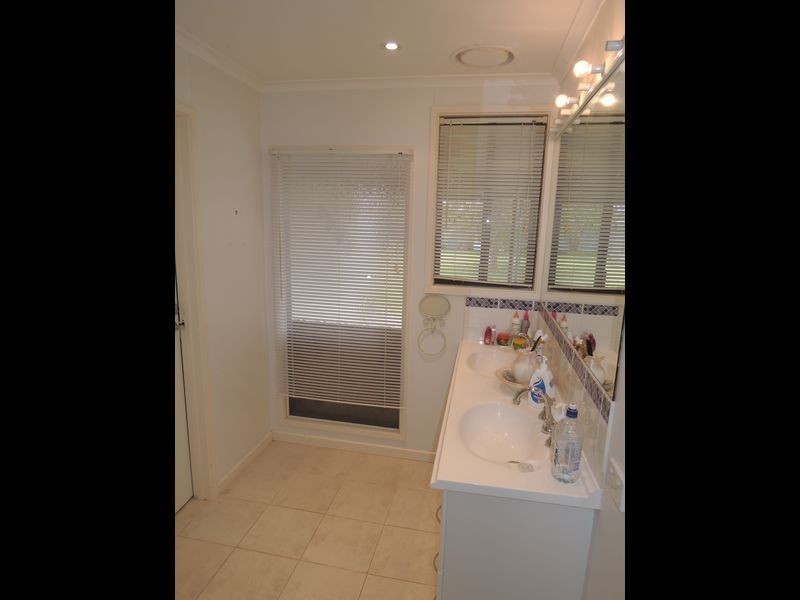 4 Perry Court, Heyfield VIC 3858