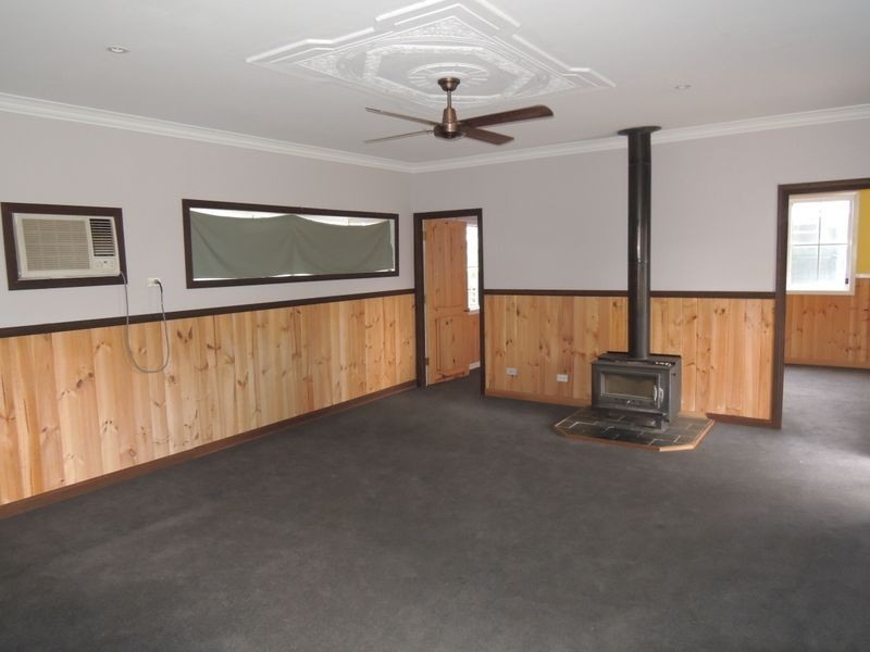 21 Weir Road, Heyfield VIC 3858