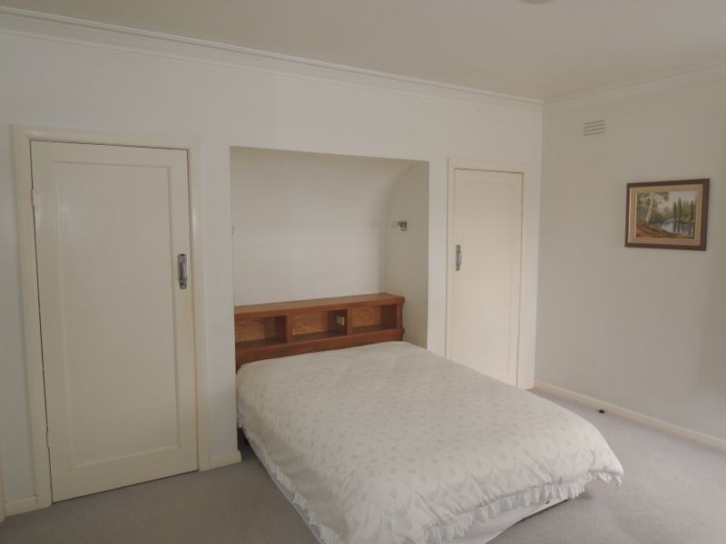 16 Skeels Street, Heyfield VIC 3858