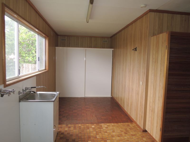 16 Skeels Street, Heyfield VIC 3858