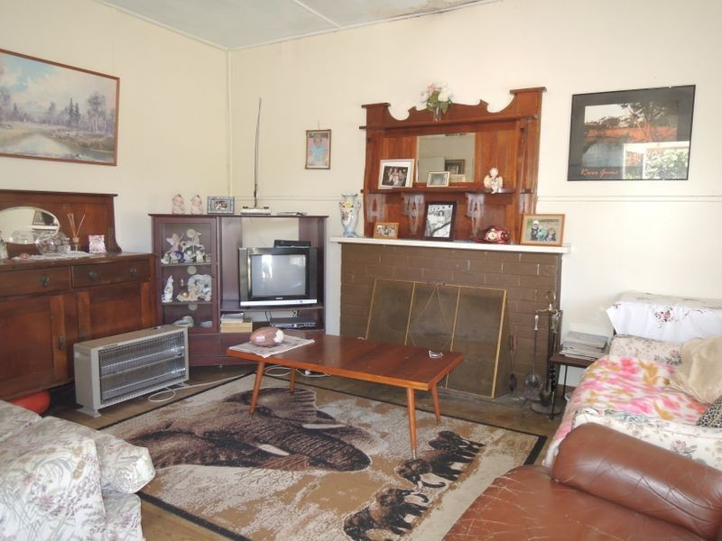 12 Eleanor Street, Heyfield VIC 3858