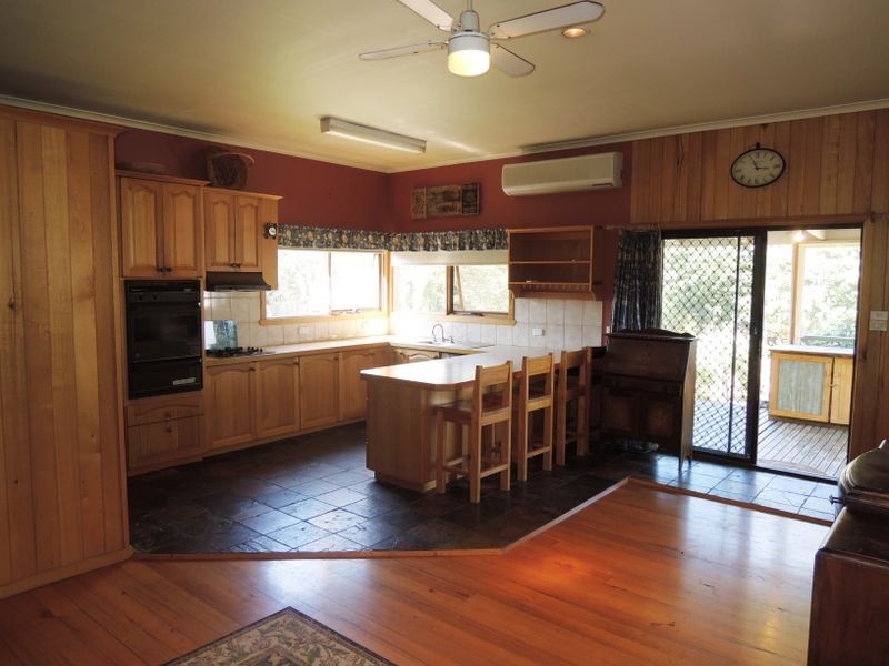 52 Macfarlane Street, Heyfield VIC 3858