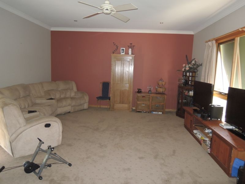 52 Macfarlane Street, Heyfield VIC 3858