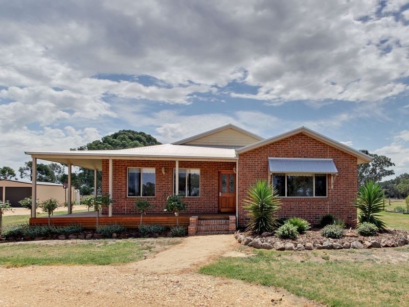 114 Mustons Lane, Heyfield VIC 3858