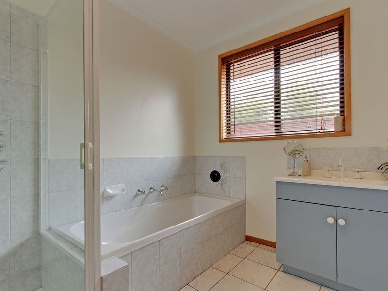 50 Bruce Street, Heyfield VIC 3858