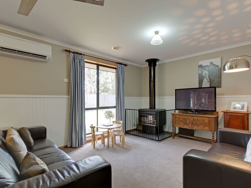 50 Bruce Street, Heyfield VIC 3858