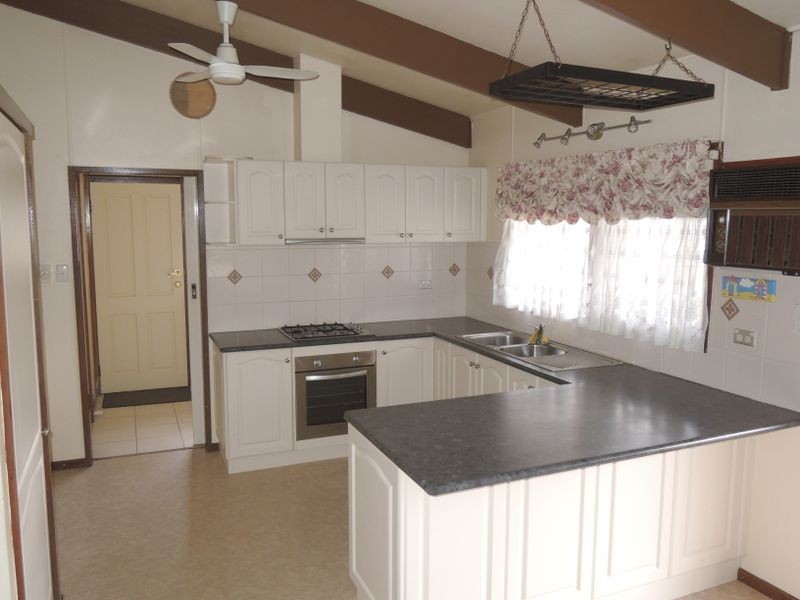 6 Mills Street, Heyfield VIC 3858