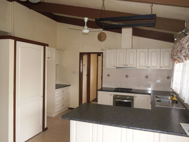 6 Mills Street, Heyfield VIC 3858