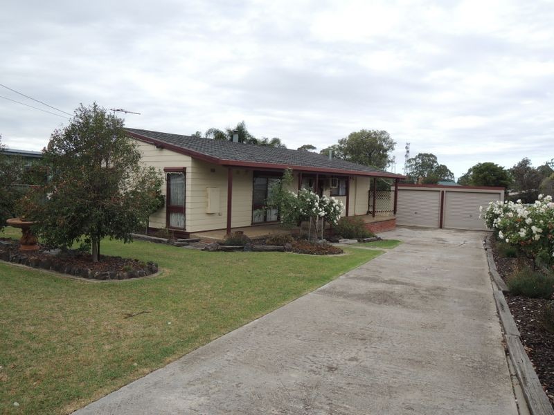 6 Mills Street, Heyfield VIC 3858