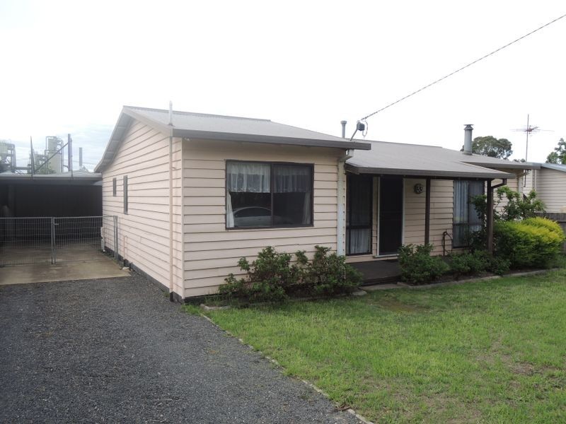 33 Maffra Road, Heyfield VIC 3858