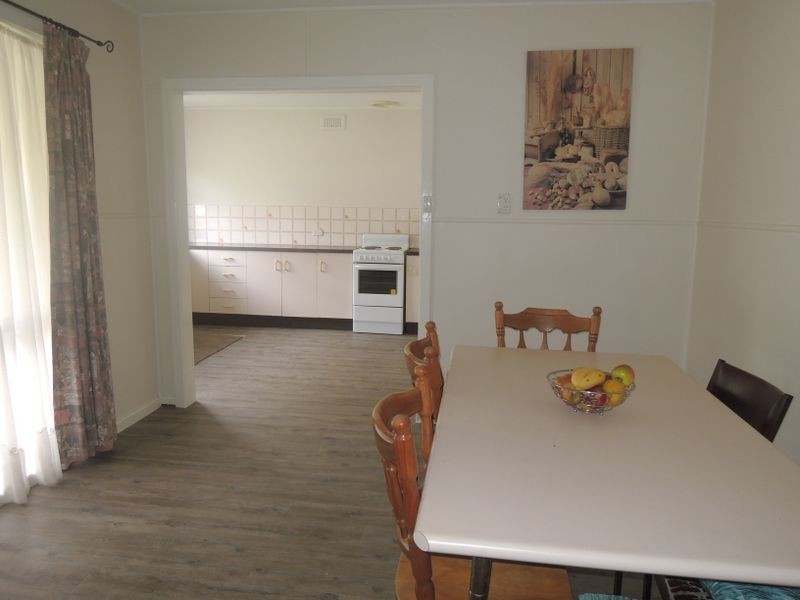 33 Maffra Road, Heyfield VIC 3858
