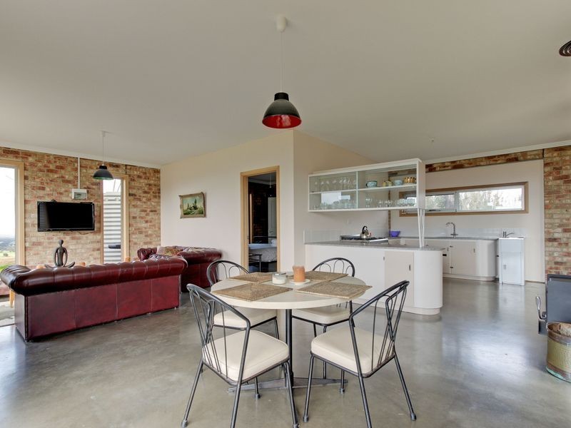 15 Aubreys Road, Seaton VIC 3858