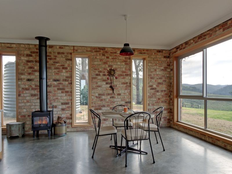 15 Aubreys Road, Seaton VIC 3858