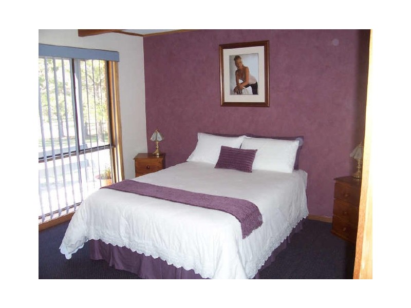 18 Nerrigundah Drive, Glenmaggie VIC 3858