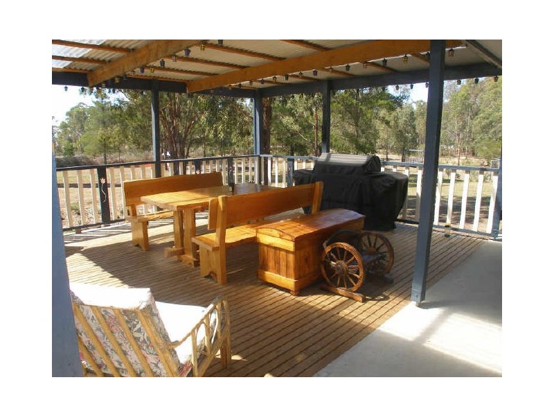 18 Nerrigundah Drive, Glenmaggie VIC 3858