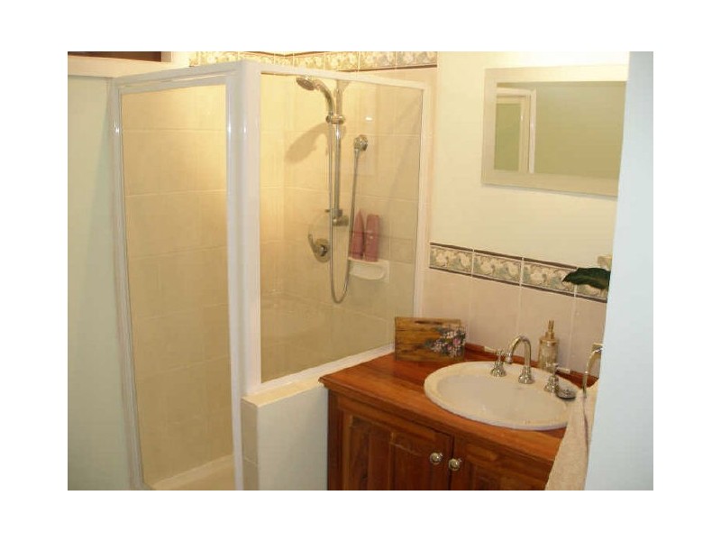 9 Inala Road, Glenmaggie VIC 3858