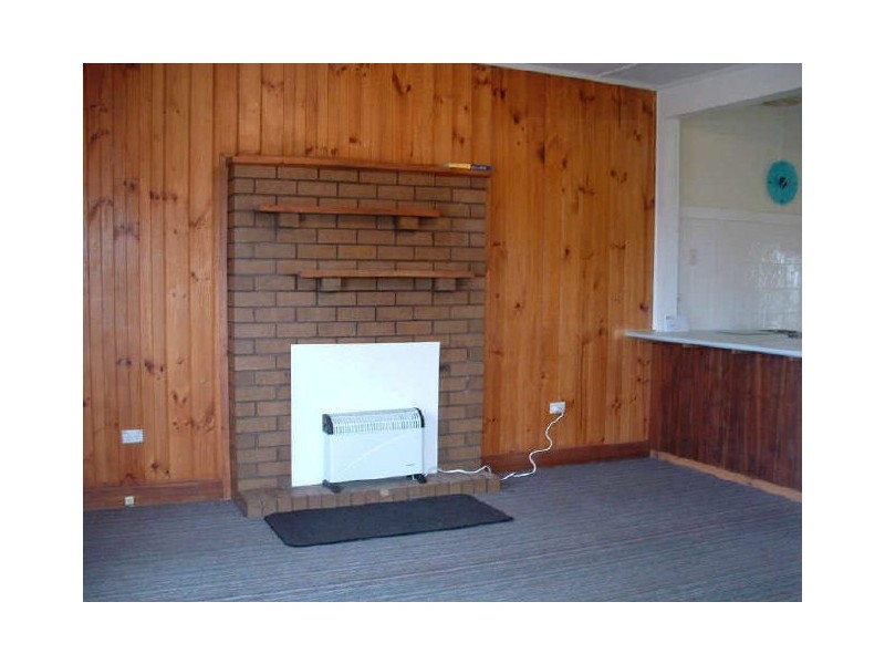 19 Bruce Street, Heyfield VIC 3858