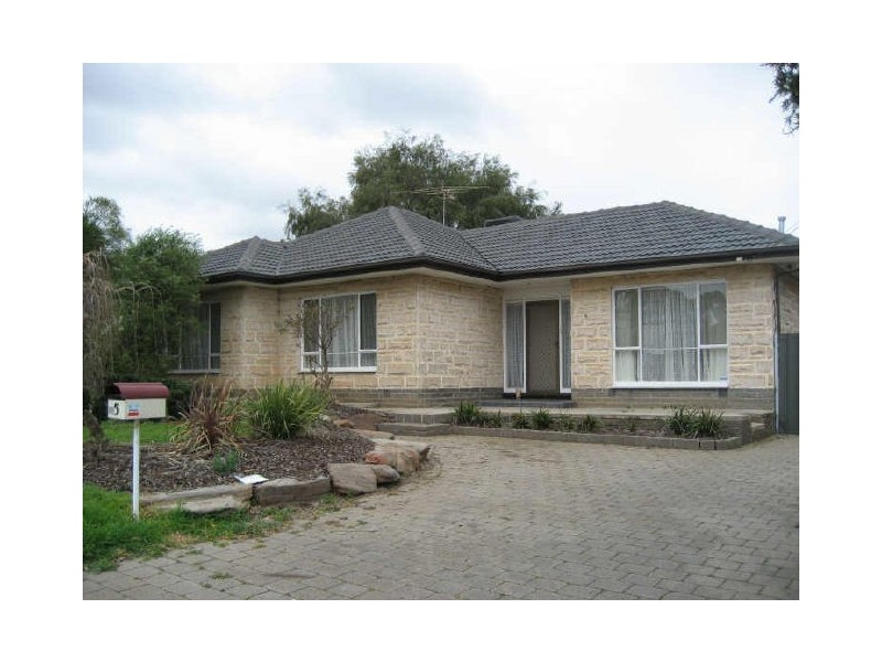 5 Parslow Road, Para Hills SA 5096