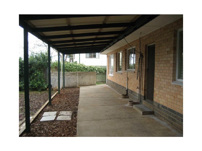 5 Parslow Road, Para Hills SA 5096