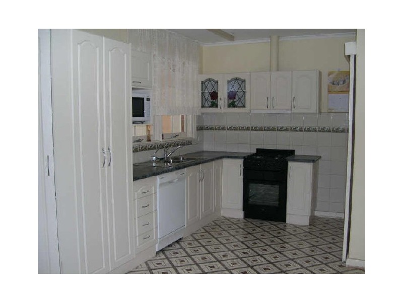 20 Conway Crescent, Valley View SA 5093
