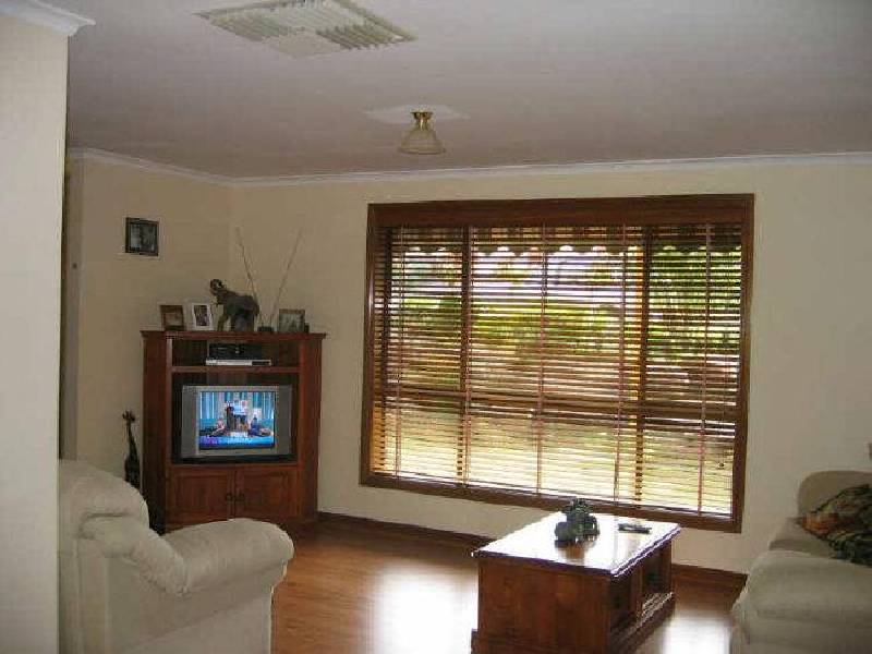 27 Cedric Avenue, Redwood Park SA 5097