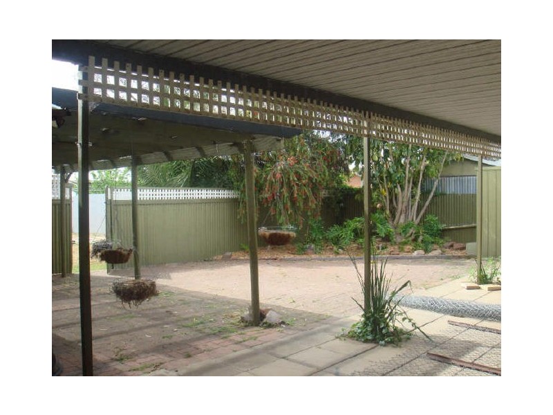 2 Wingate Street, Greenacres SA 5086