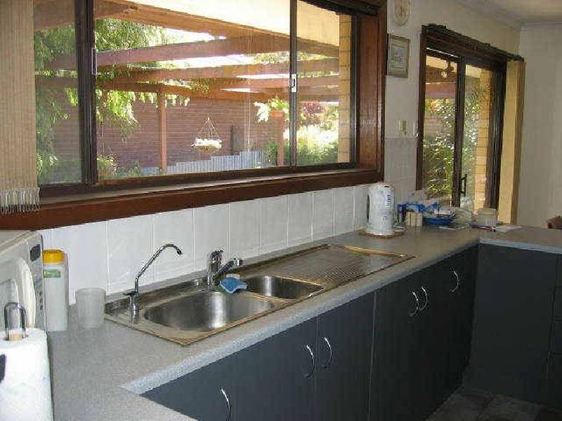 57 Flockhart Avenue, Valley View SA 5093